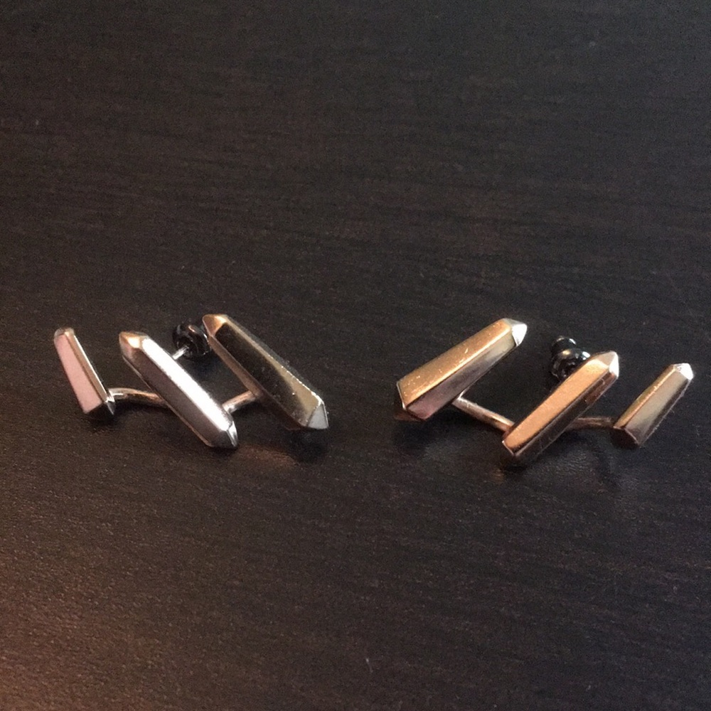 Kendra Scott rose gold earrings